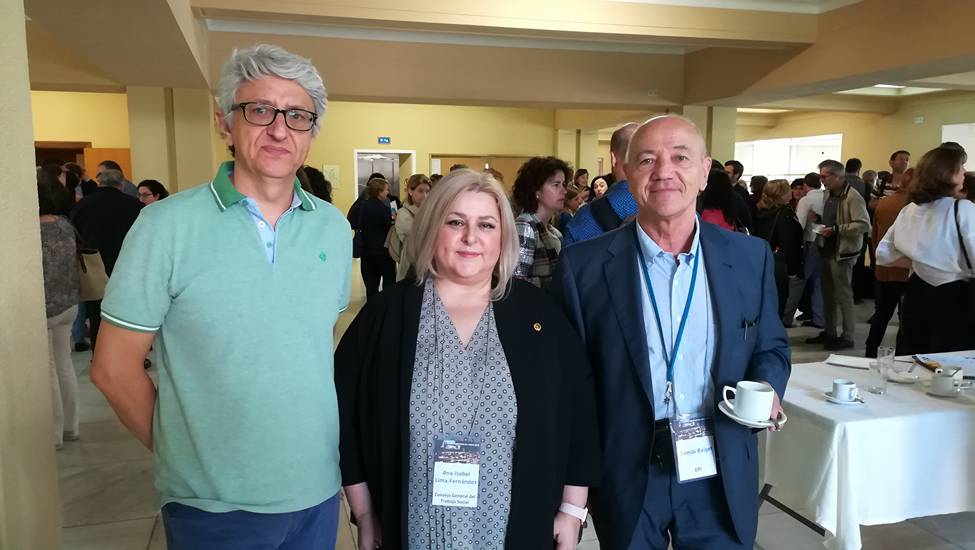 cgtrabajosocial's tweet photo. Hoy estamos en el #CRECS2018, aprendiendo con las y los compañeras/os de otras publicaciones y de la @FECYT_Ciencia sobre el impacto académico y social de las publicaciones científicas #Entrecrecs18 Con @analimaf @jguallar @baiget Enrique Pastor e Isabel Olea. https://t.co/xhKTy6ZkLG