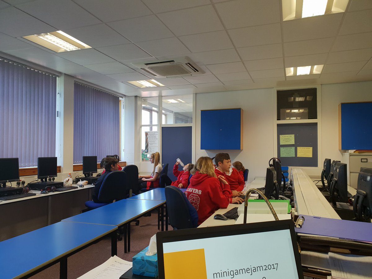 aford78's tweet image. Great start to @MiniGameJam @CastleheadHS with @WallacePrimary &amp;amp; @Glencoats_PS #coding #futuregamedevs #scratch