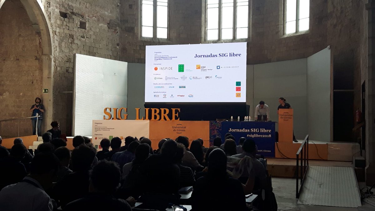 DiputacioGirona's tweet image. 💻Avui participem a les Jornades de SIG Lliure, impulsades per la @univgirona. Són un referent en l’àmbit de les tecnologies lliures vinculades amb la informació geogràfica. Amb @IDEMenorca, hi presentarem el Sistema d’Informació Territorial Municipal (#SITMUN). #siglibre2018