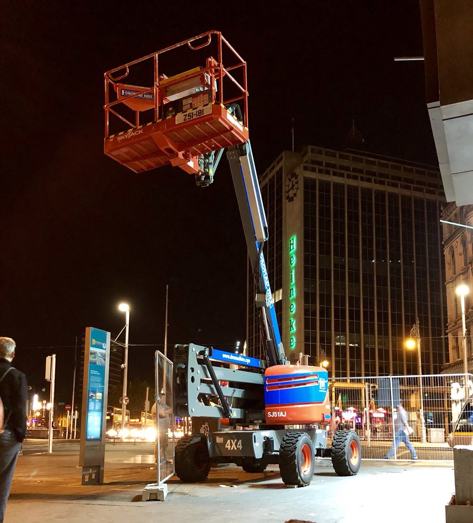 dromadhire's tweet photo. One of our boom lifts enjoying the night life in Dublin City centre @SkyjackInc - thanks to our senior sales advisor Darren Rowland for the photo
#HeightSolutions
#BestIrishRentalFirm2018 https://t.co/hG4ColyPew