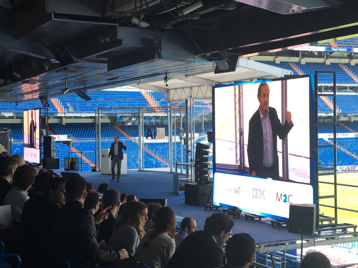 #AISummit2018 AI aplicado a multitud de usos por Christian Gartdiner