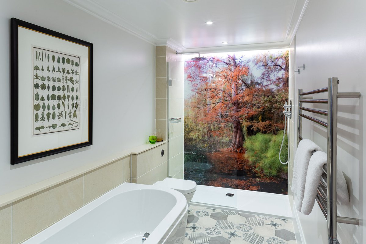 Edward_Adshead's tweet photo. We are proud to be showcasing our brand new Feature Bedrooms and Bathrooms @GonvilleHotel #luxury #GreshamHouseWellness https://t.co/6pxKBSXBB2