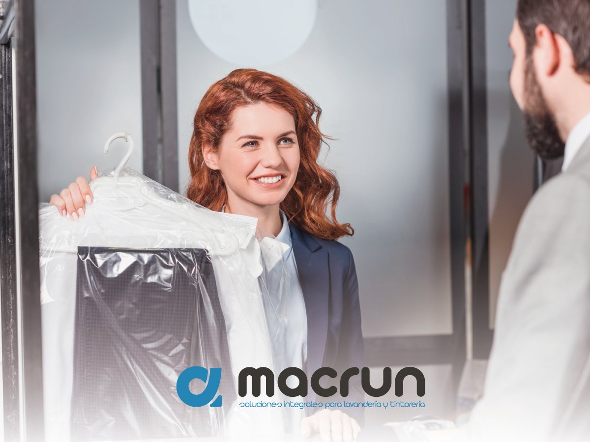 MACRUN_'s tweet photo. ¿Eres de los que se atreven a poner la lavadora después de toda una semana o prefieres llevarla a la #lavandería?
Seas como seas, ¡eres de #MACRUN!
#FelizLunes. https://t.co/R6zvU6Uz37