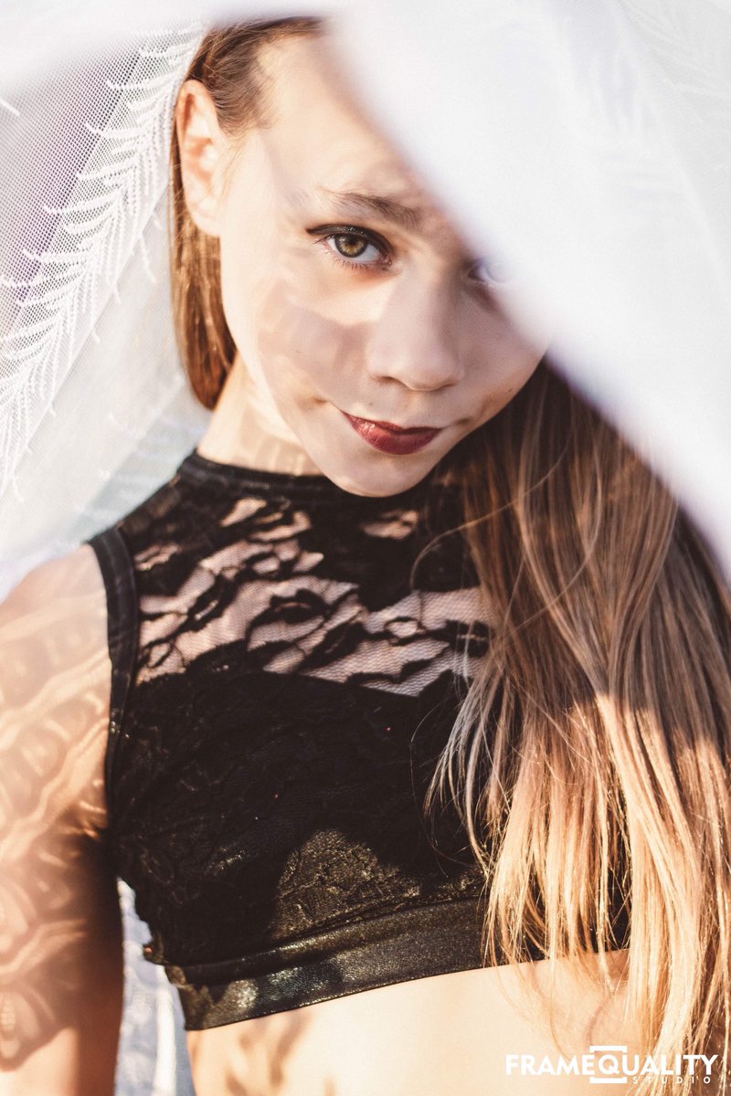 Framequality's tweet photo. Ostatnia sesja 🔥🔥
https://t.co/WKYD4eo9IU
# #framequality #fitczerwiec #photoshoot #photooftheday #photograph #model #modelwanted https://t.co/RpJTXA9VoR