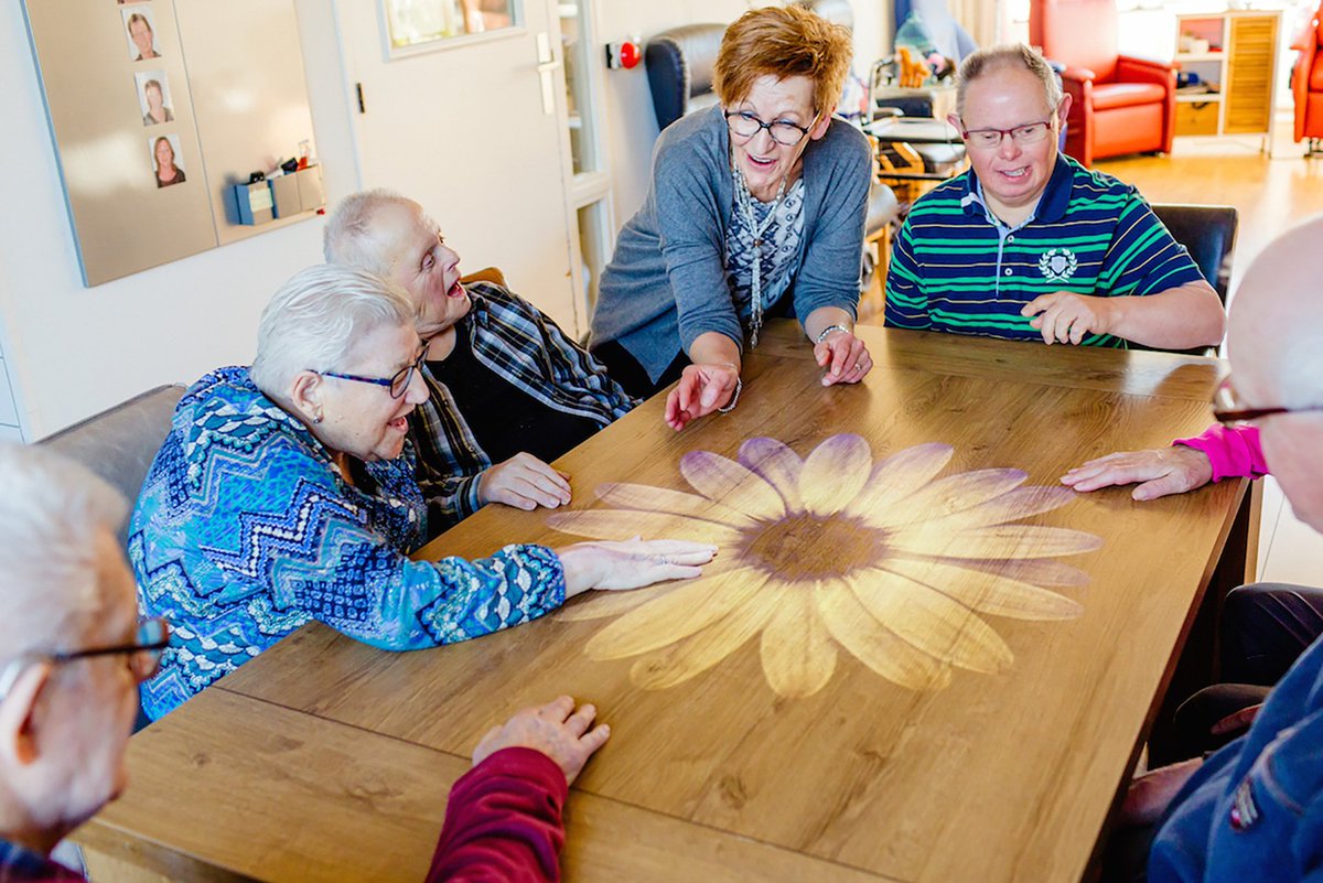Maeykehiem is een #crowdfundingsactie begonnen voor het realiseren van een #Tovertafel. Iedereen die kan en wil bijdragen, in de vorm van een bedrag of deelactie: heel hartelijk dank! #vitaliteit #bewegen #zorg #crowdfunding maeykehiem.nl/over-maeykehie… <a href="/Tovertafel/">TovertafelCA</a>