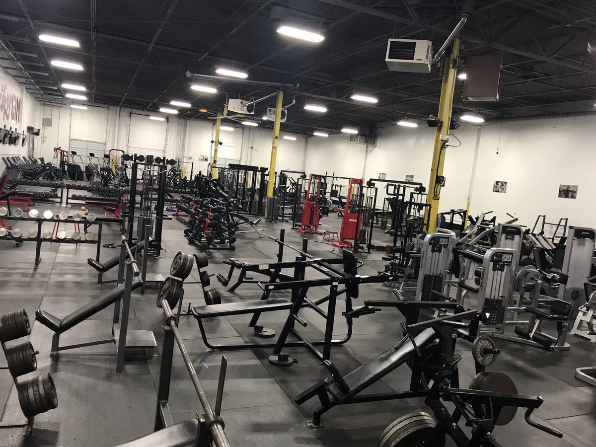 FactoryGym502's tweet photo. Hours: 
Monday - Thursday 5am-11pm 
Friday 5am - 9pm
Saturday 8am - 8pm
Sunday 9am - 8pm 
In the near future we will be open 24 hours 

#fitness #bodybuilding #powerlifting #crossfit https://t.co/3hCU2f07ld