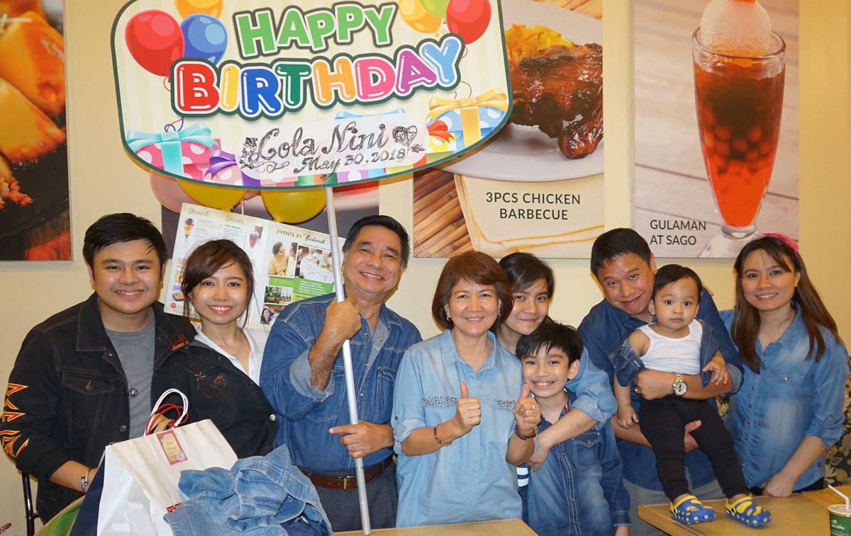 CarolSarreal's tweet photo. Evolution of Serious to Kenkoy π
ππ€ͺ #Monggi #ItRunsInTheFamily https://t.co/zsMYz1xNdE
