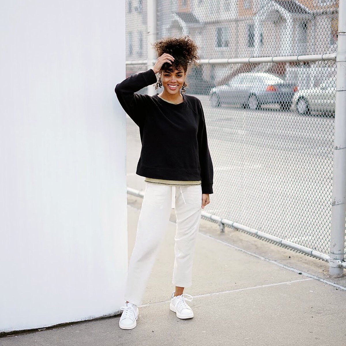 greatsbrand's tweet photo. The Alta in Blanco, exclusively for women💕. Available in-stores and online #BeOneOfTheGreats #GreatsBrand (ph. @ericalave) https://t.co/2it5yEbDMo