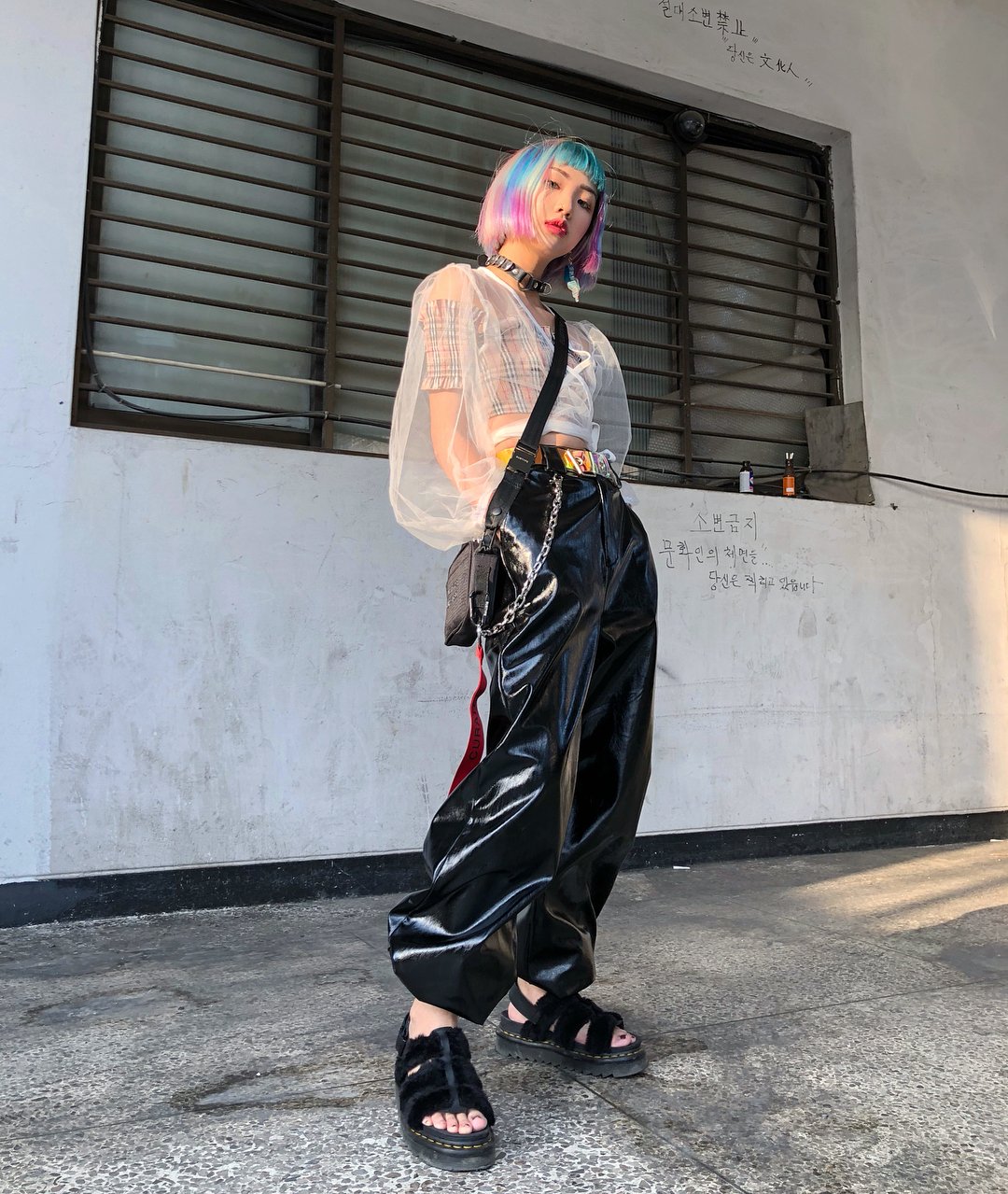 Dr. Martens on X Docs worn different. The Yelena Fluffy sandal. WORNDIFFERENT. Shared by naras. EU https t basxwRet8M US INTL https t fKLx6XtDA5 https t 4UvN0JlWaa X