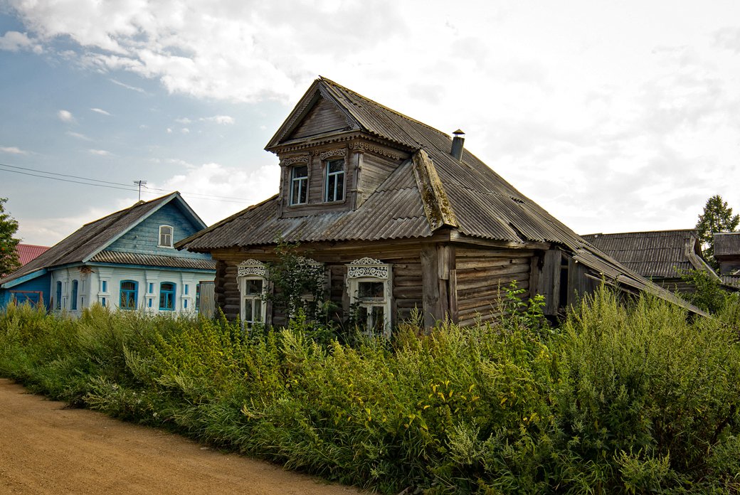 необычного деревенские улочки фото явно