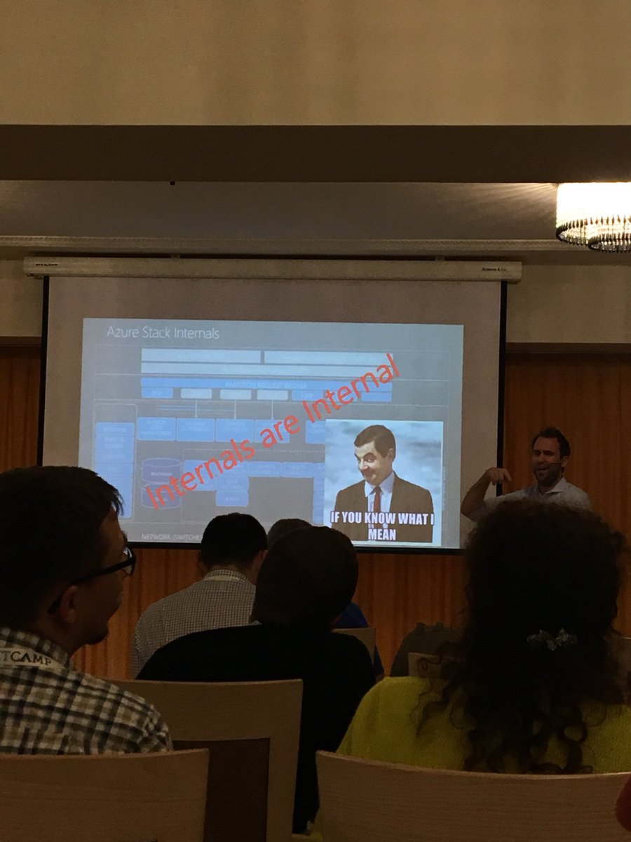 NigaValentina's tweet photo. #ITCamp18 @ThomasMaurer https://t.co/9YLQtyb9nR