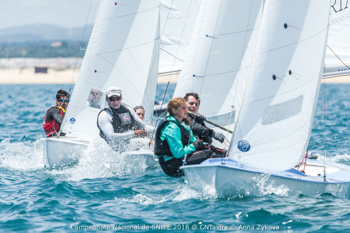 annaz_sailing's tweet photo. In love with Snipe sailing this month and has been actively involved in Class competitions in Portugal. Check some images and give me a Like 👍❤️
#SnipePortugal #SnipeToday #SnipeClass #SeriousSailingSeriousFun #Sailing #Photography https://t.co/fHSi5Hzn1Y