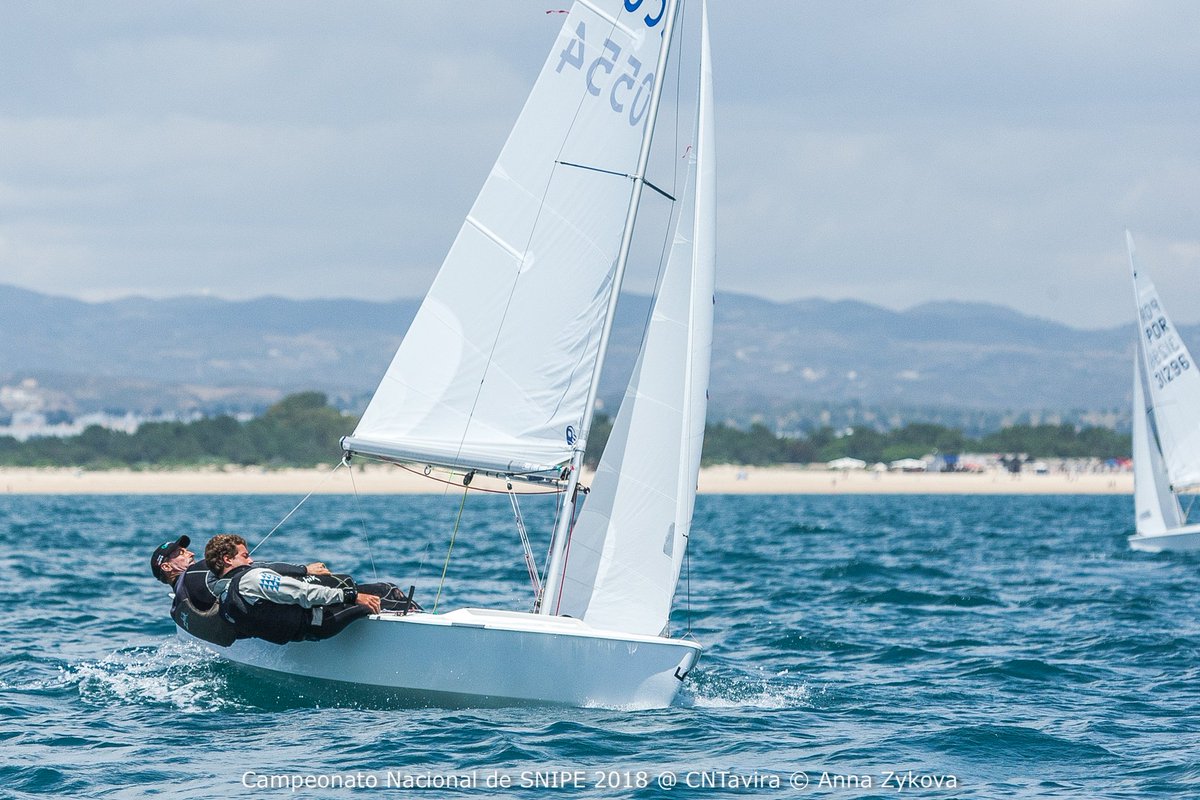 annaz_sailing's tweet photo. In love with Snipe sailing this month and has been actively involved in Class competitions in Portugal. Check some images and give me a Like 👍❤️
#SnipePortugal #SnipeToday #SnipeClass #SeriousSailingSeriousFun #Sailing #Photography https://t.co/fHSi5Hzn1Y
