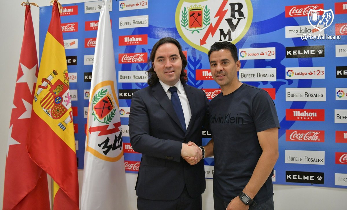 RayoVallecano's tweet photo. 📝📷⚡️Renovación de Míchel como entrenador del Rayo Vallecano
👉https://t.co/6ZcDgrgw43 https://t.co/1YayAHRZG0