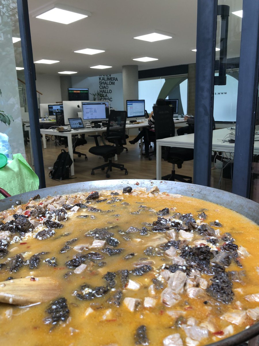 #timetocode #timetoeat paella con secreto y colmenillas para celebrar otro proyecto entregado.