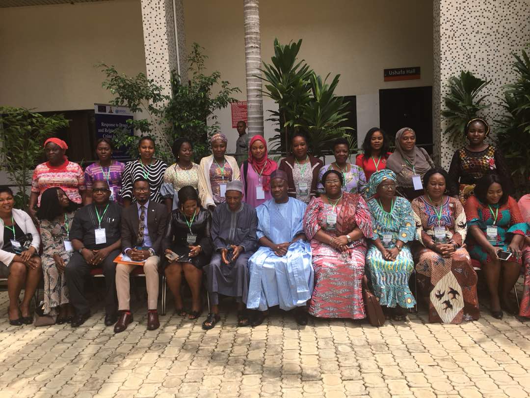 fmmsdngr's tweet photo. Honorable Minister of State @fmmsdngr Abubakar Bawa Bwari (@AB_bwari) with women stakeholders/leaders in the Mining sector and the D(ASM) at the workshop on gender Mainstreaming in the mining sector
#GenderinMining https://t.co/RYRFmeUkjQ