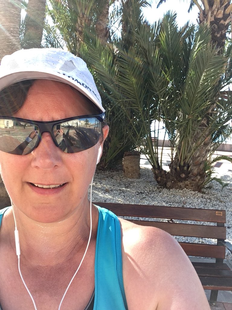 carolyngarritt's tweet photo. Today is #globalrunningday2018 and I’m starting training for the #royalparkshalf fundraising for @maggieswlondon @MaggiesCentres #getyouroomphback https://t.co/10BX74SKe9