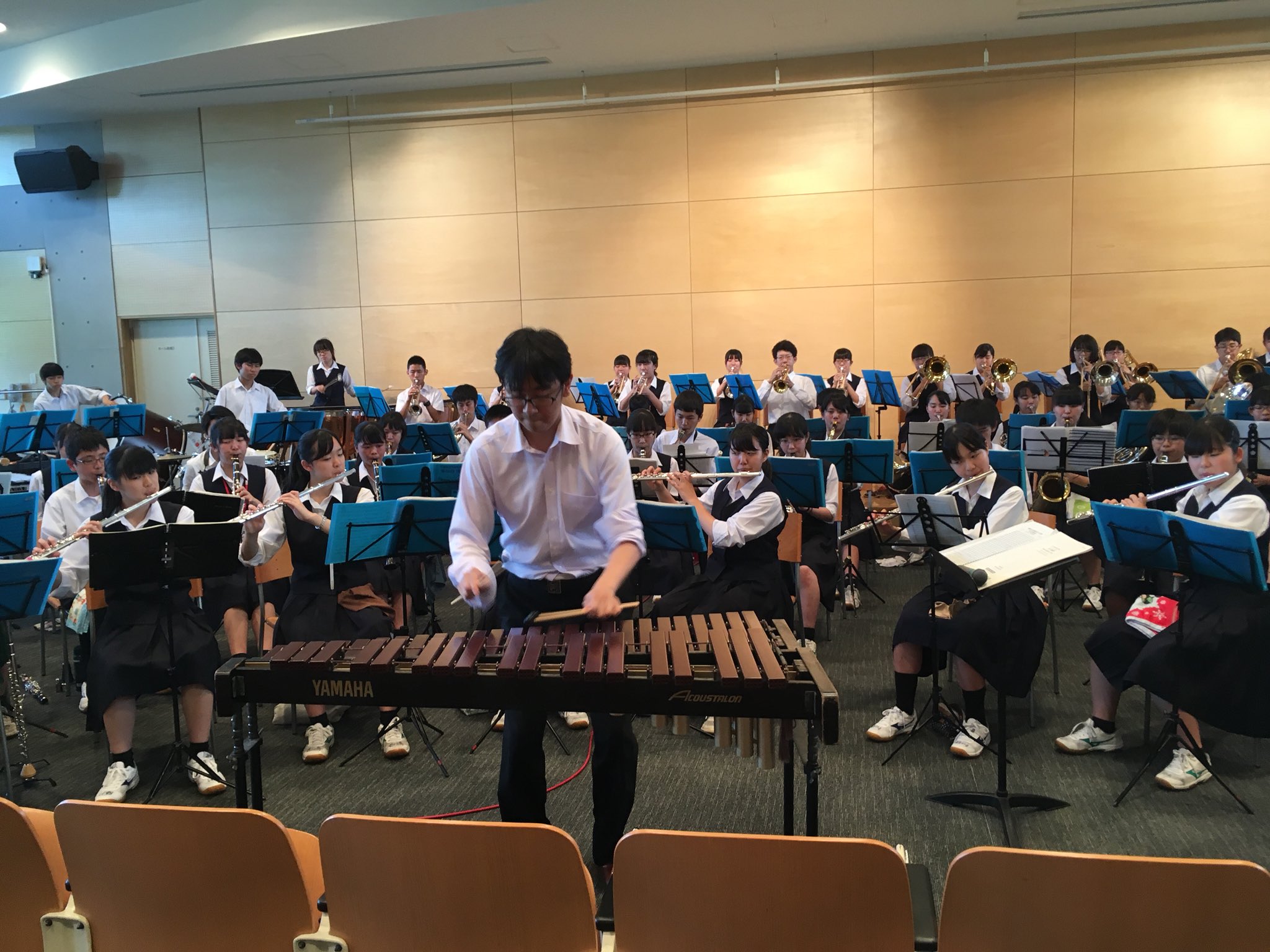 片岡寛晶さんのツイート 千葉県の楽曲研修会にて 講師をつとめさせて頂きました 拙い解説でしたが皆さんに喜んでいただく事ができ とっても嬉しかったです モデルバンドの市立千葉高校の皆さん お世話になりました 片岡寛晶さんのツイート 千葉県の楽曲研修会にて 講師をつとめさせて頂きました 拙い解説でしたが皆さんに喜んでいただく事ができ とっても嬉しかったです モデルバンドの市立千葉高校の皆さん お世話になりました