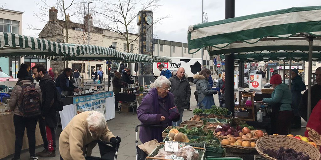 The <a href="/SFMMarkets/">SomersetFarmersMkts</a> returns to Keynsham on Saturday from 9am -1pm, Market Walk. Lots of stalls including: <a href="/BathSoftCheese/">Bath Soft Cheese</a>, @fourwindswine, <a href="/Fusselsrapeseed/">Fussels Fine Foods</a>, <a href="/Lovett_pies/">Lovett Pies</a>, <a href="/InstowKitchen/">Instow Kitchen</a>, @NuttsForEggs, <a href="/OvenToYou/">Paul Davis</a>, <a href="/pinkmansbakery/">Pinkmans</a>, <a href="/ren_gardeners/">Renegade Gardeners</a>, <a href="/SomersetcheeseC/">Somerset Cheese Co</a>, @TaylorsBakery1 1/3