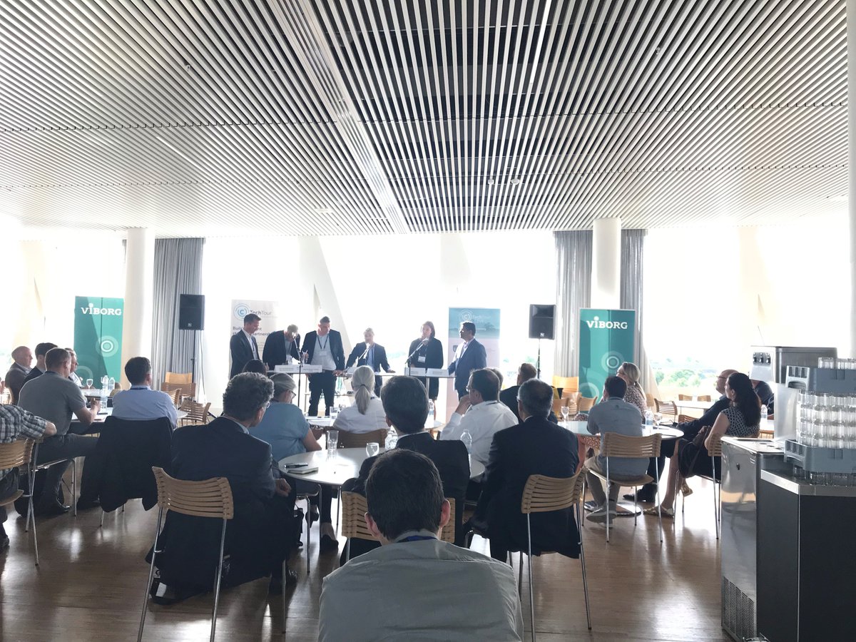 Vaekstfonden's tweet photo. Grøn omstilling er på programmet til European BioEconomy Venture Forum i Viborg. Vi glæder os over at møde så mange energiske bioøkonomi selskaber fra ind- og udland #EBVF18 #bioeconomy #biotech #dkgreen https://t.co/XGHfGt1Xib