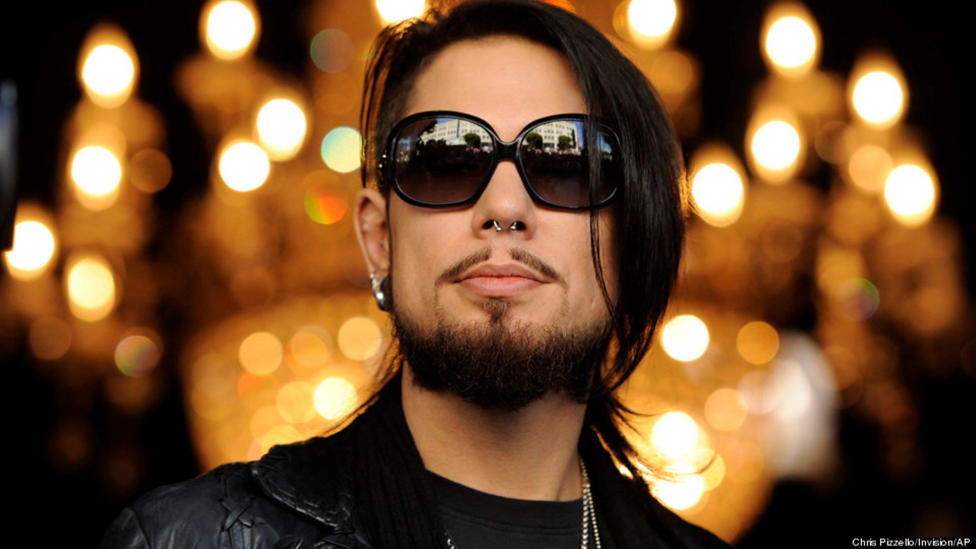 Happy birthday to Dave Navarro. 