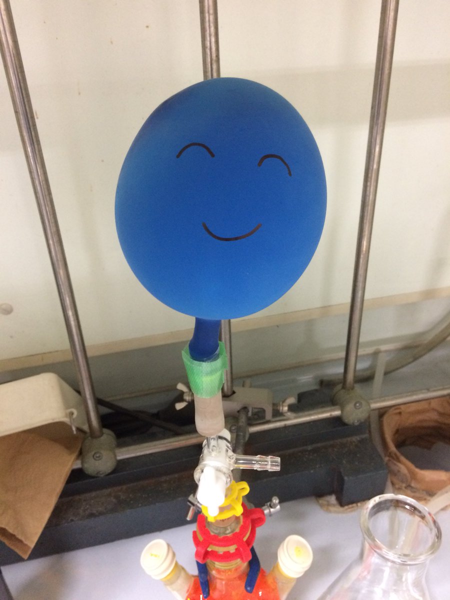 みぞっち A Twitter こういうの見ると アルゴン置換だ とか思ってしまう体質になった 別に窒素でもいいんだけど