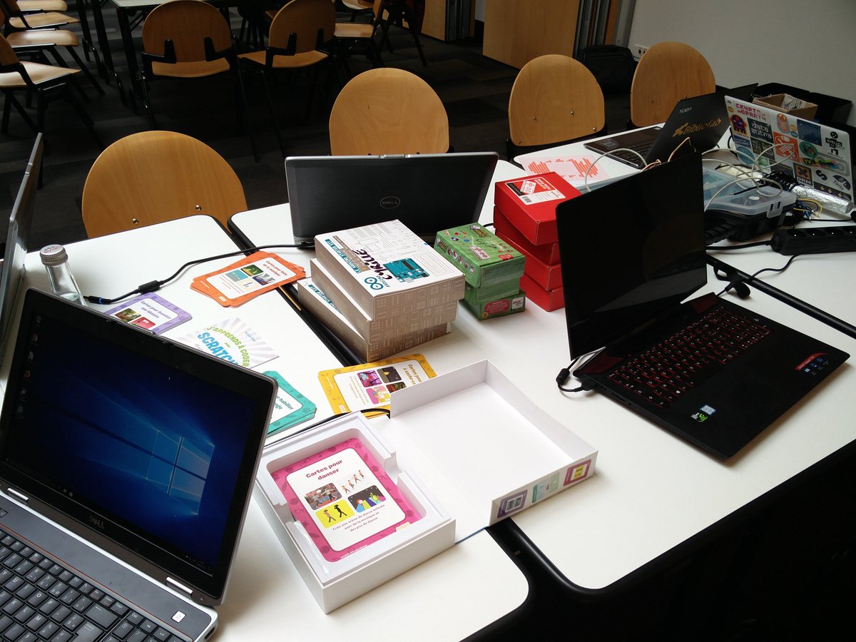 BVallauri's tweet photo. Ateliers #GameLab à #abf2018. Tester et découvrir le JV, la 3D et la fabrication numérique: on est prêt, et on vous attend:) avec les copains de @LabenBib et com ABF Jeux vidéo. (après #AligoBF, suivez #EclABF, le haschtag qui vous fera découvrir le off et une spécialité locale) https://t.co/IF9sbw1rM5