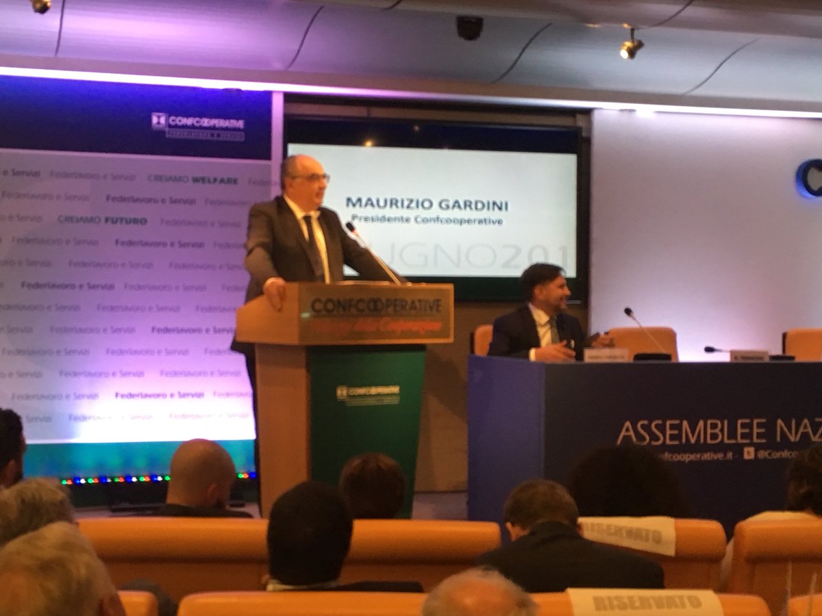 #Confcooperative2018 #illavoroalcentro Gardini le cooperative sono impegnate con generosità a portare segno di speranza dove c’è assenA di futuro. Questa è la differenza con le altre imprese. Facciamolo con generosità”. <a href="/ItaCooperativa/">Italia Cooperativa</a> @Federlavoro <a href="/MassimoStronati/">Massimo Stronati</a> <a href="/cribazz/">Cristina Bazzini</a>
