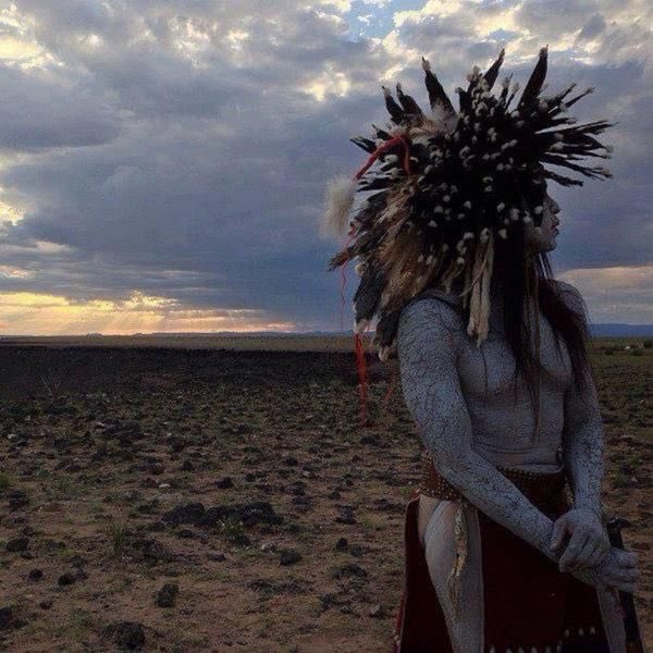 KathyRaven85's tweet photo. Happy #TBT #DavidMidthunder @CARobinson57 @Mindlessrobot37 @akakatie1 @LaurieMit @MyWolfsong @deborahpearce18 @CharletWilliam1 @Sueakadreamer @misfitlady66 @cataleyOne @megawacht @kheath873 #LongmireForever @netflix https://t.co/tYyn56pbdo