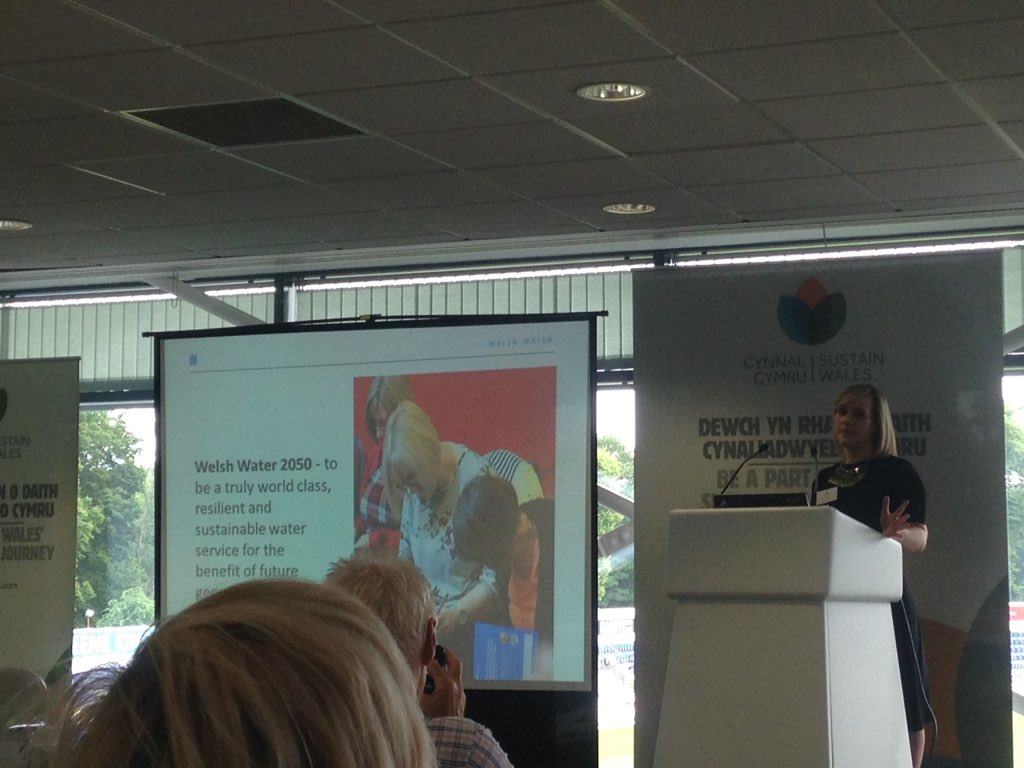 CynnalCymru's tweet photo. @daniingleson from @DwrCymru is speaking on community benefits and the Rhondda Fach Pilot #SWSummit #community https://t.co/dpqVxq1n4J