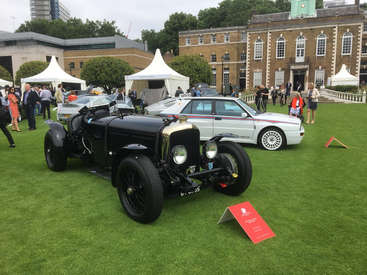 octane_magazine's tweet photo. The 2018 London Concours is now in full swing, with some amazing cars on show in the Honourable Artillery Company gardens! 

Find out more about the event here: https://t.co/zfiR0U6XSk https://t.co/jHOCgxut9Y