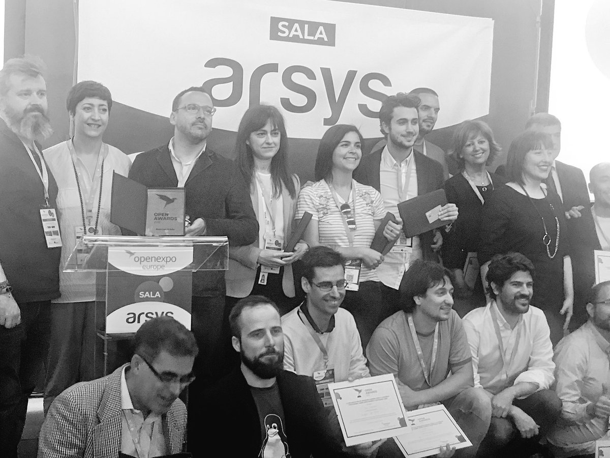 a3sec's tweet photo. Intensamente felices e ilusionados por el premio ganado. Animados a seguir trabajando duro #WOCU #OpenAwards2018 #OpenExpo2018 #monitorizacion https://t.co/qJRtgErCkH