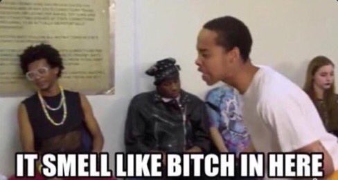 Locals, stan twitter, I present to you a THREAD : REACTION VIDS/PICS