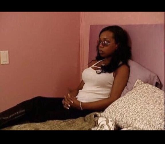 Locals, stan twitter, I present to you a THREAD : REACTION VIDS/PICS