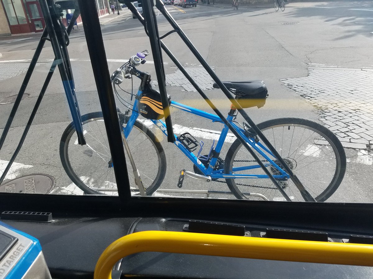 mattapanviv's tweet photo. Ever wondered how to get to #NorthCambridge from #Mattapan by 8:45a when your seat post is jacked and it's a 12-mi bike ride? Seven min ride to the 23 at #Ashmont to #DudleyStation,the 1 to #HarvardSq & ride 7 min
#multimodallife
#nobikesontheTbtwn7-9
#savemyknees
#answeringemail https://t.co/u9FBnSDzwO