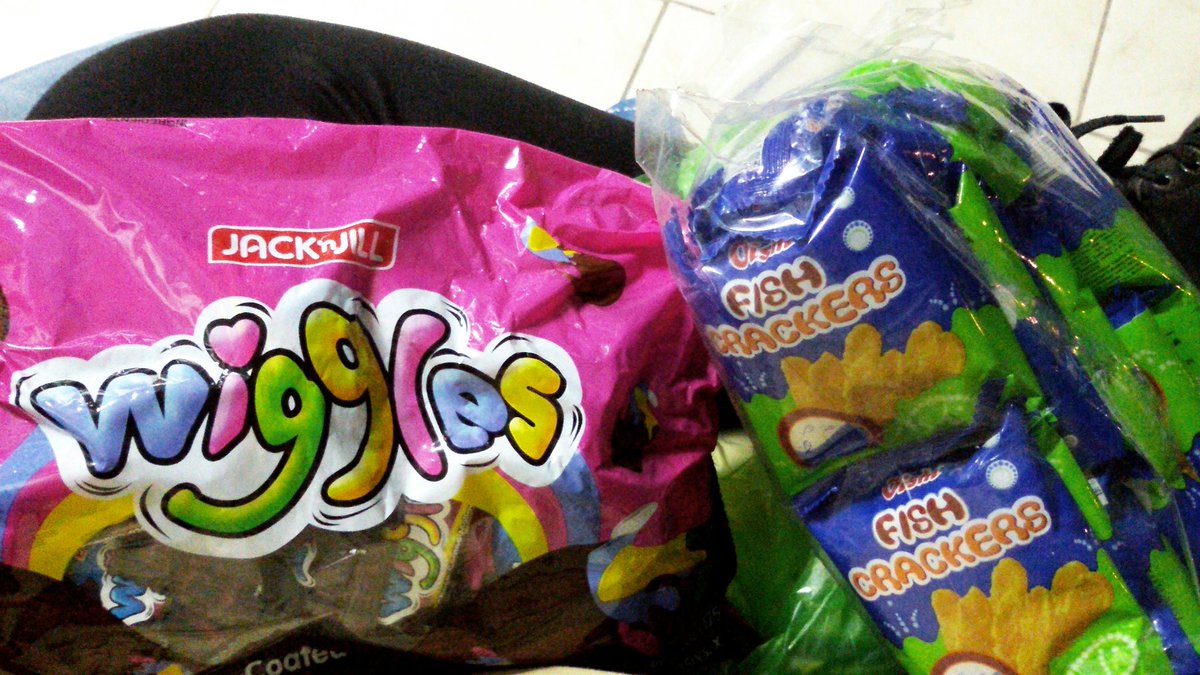 eyahredonya's tweet photo. Baon for tomorrow's Groundbreaking!!
MEHEHEHEHE!!
#Salvoing #Wiggles #FishCrackers
📍Malita, Davao Occidental https://t.co/j34VXMZl3w