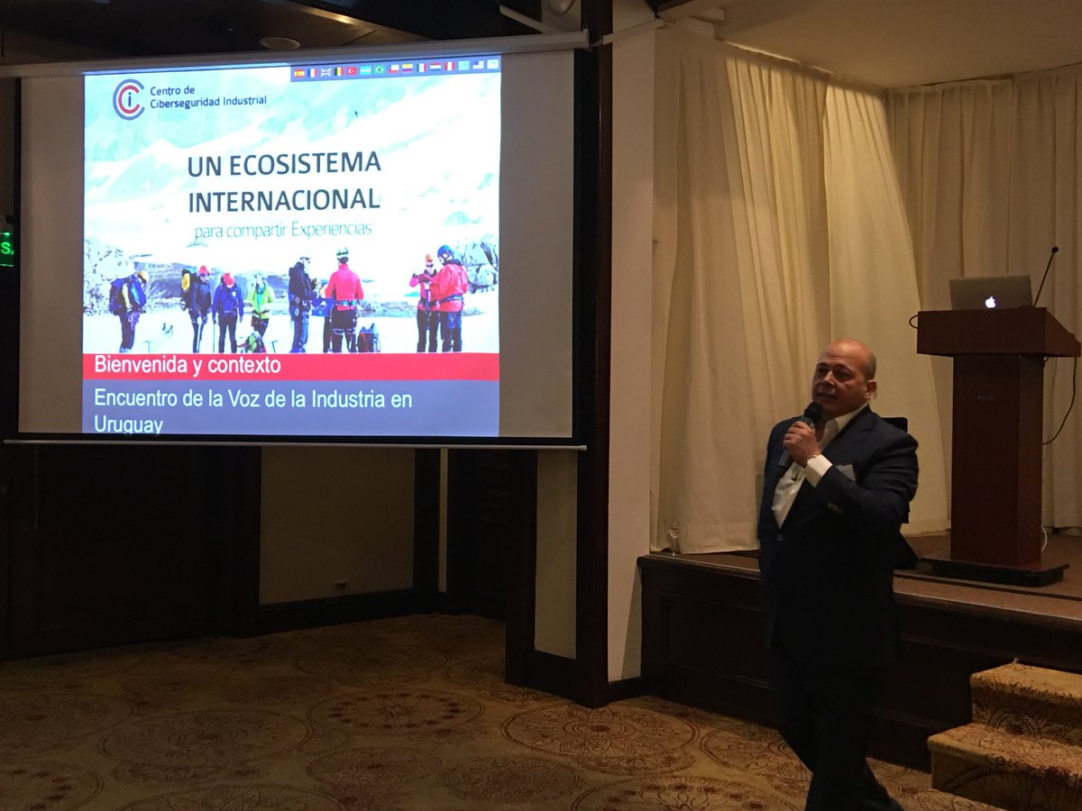 alzuanora's tweet photo. @info_CCI Comienza el "Encuentro de la Voz de la Industria en Uruguay" https://t.co/IYIgtCKaGR