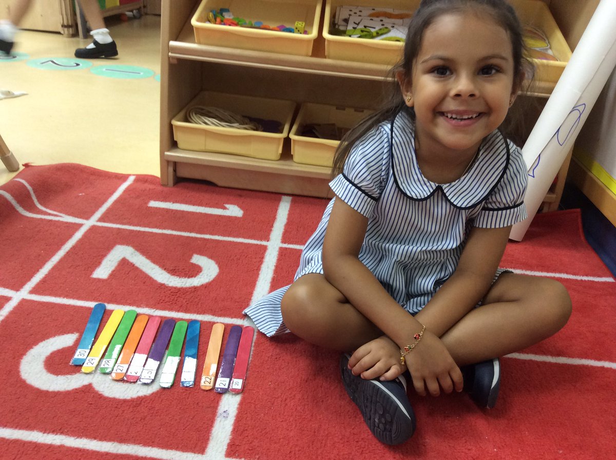 DBFFS2Purple's tweet photo. We are getting very good π with our Maths in FS1 Turquoise. @DBFFS1Turquoise #dbfinspired https://t.co/ho3Kj5Dvza