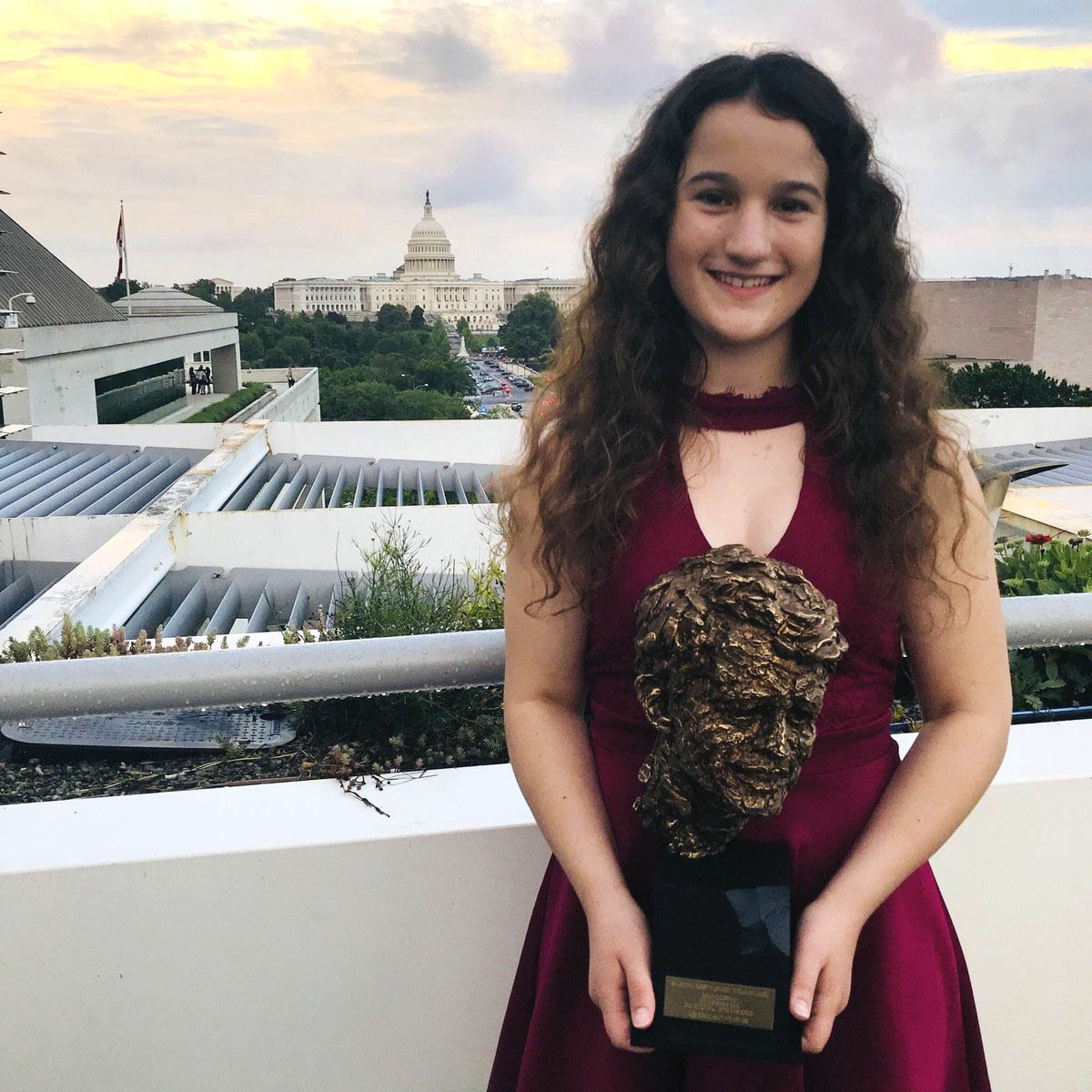 FrancisHowell's tweet photo. FHN’s Zimmerman wins Robert F. Kennedy High School Journalism Award for her outstanding story, “One Incredible Goal.” Read more: https://t.co/gzbnJ7bObA #FHSDPride #KnightPride https://t.co/qLkD8ncbcZ