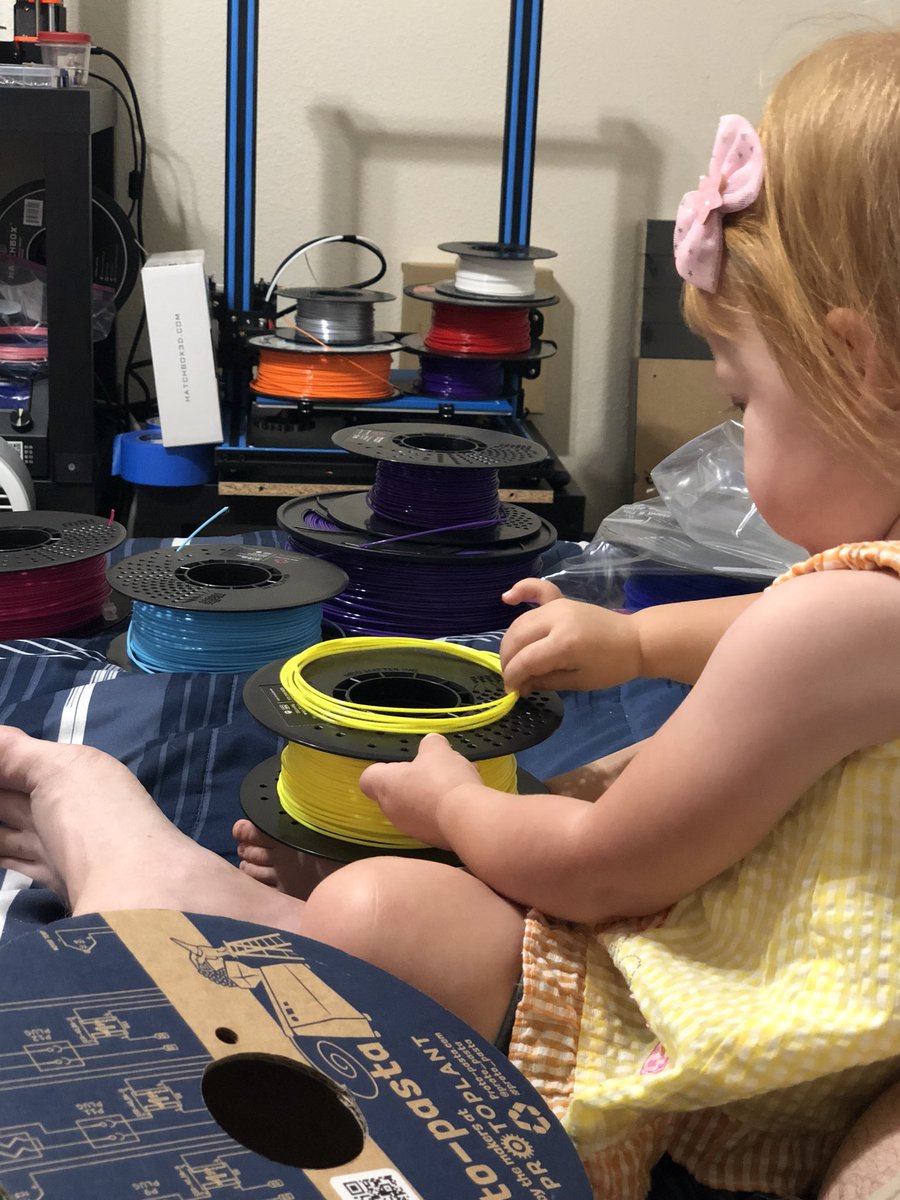 AlkeshOne's tweet photo. Well I’m going to be rewinding that spool later... but honestly can you get mad when she is having fun? #3Dprinterproblems https://t.co/7lMSY8cjBd