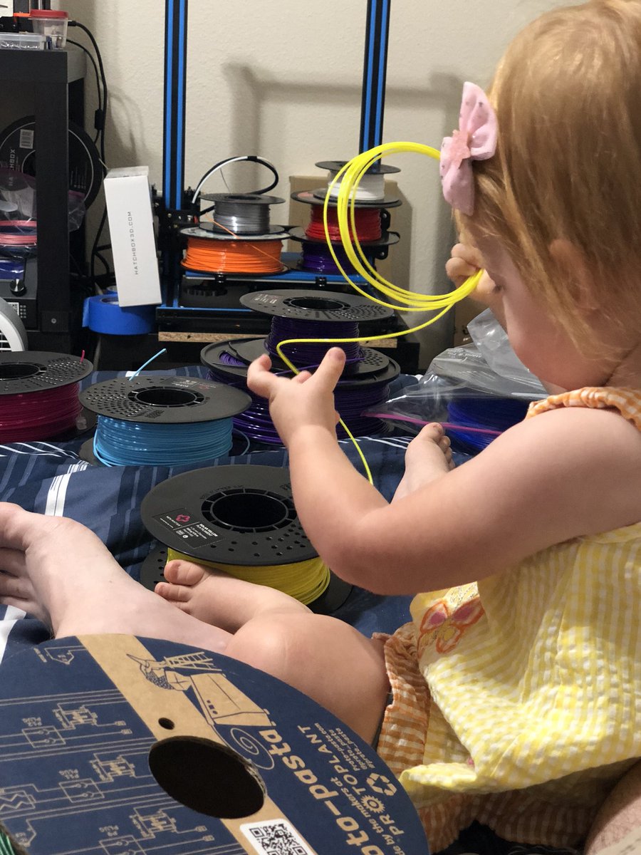 AlkeshOne's tweet photo. Well I’m going to be rewinding that spool later... but honestly can you get mad when she is having fun? #3Dprinterproblems https://t.co/7lMSY8cjBd