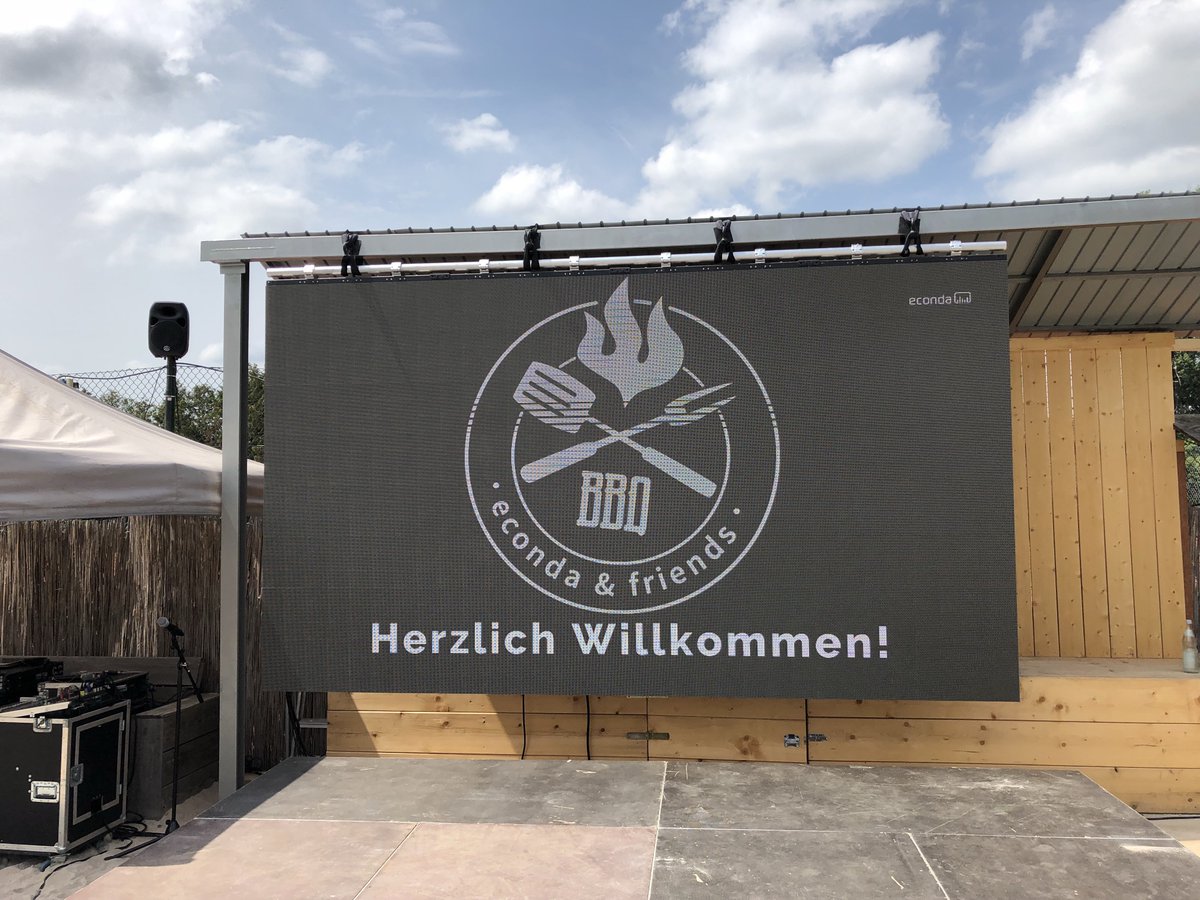 econda_gmbh's tweet photo. Los geht’s ... wir freuen uns bei allerbestem Wetter auf Euch und ein tolles #econdabbq 

#eCommerce #Personalisierung #Erfolg #Networking #Austausch https://t.co/JUroYAS1jU