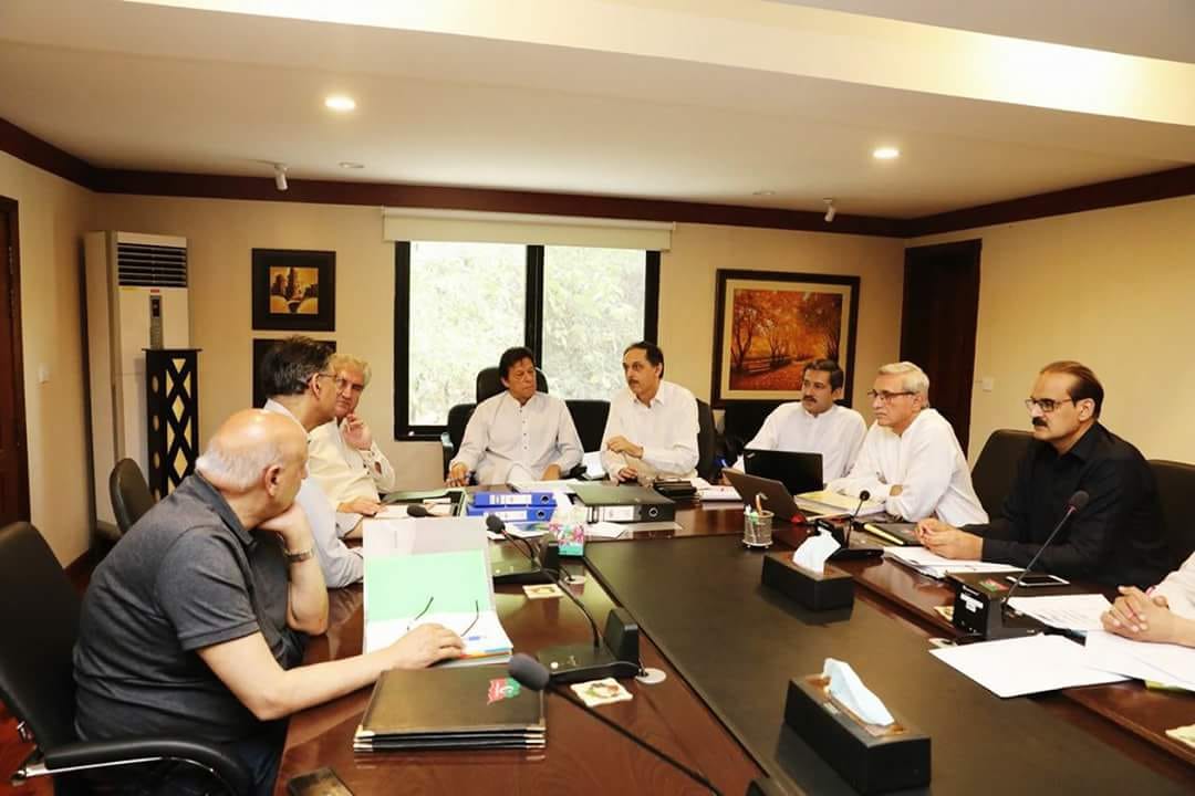 QtarEVM's tweet image. چیئرمین پاکستان تحریک انصاف عمران خان کے زیر صدارت پنجاب کی پارلیمانی بورڈ کا اجلاس جاری،