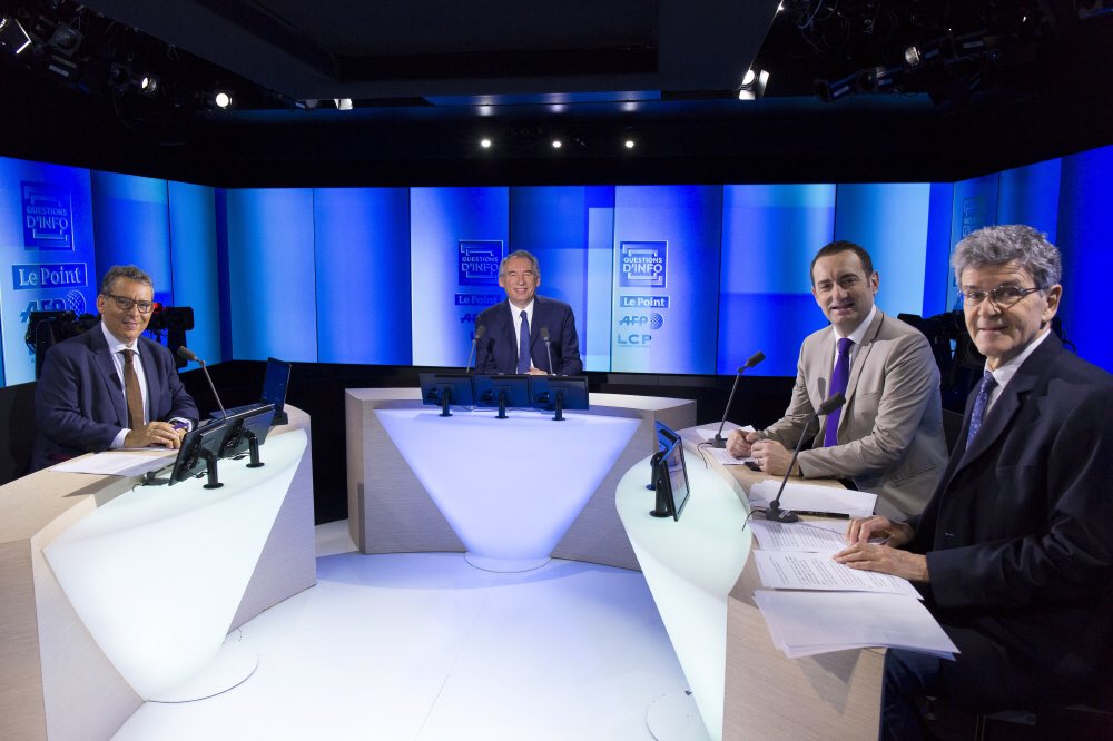 frhaz's tweet photo. A 20h30 le président du @MoDem Et maire de @Ville_Pau @François @bayrou invité de #QuestionsDInfo sur @LCP en partenariat avec @LePoint et @afpfr cc @frolandlevy @FredDumoulin https://t.co/iUdRM8U8h5