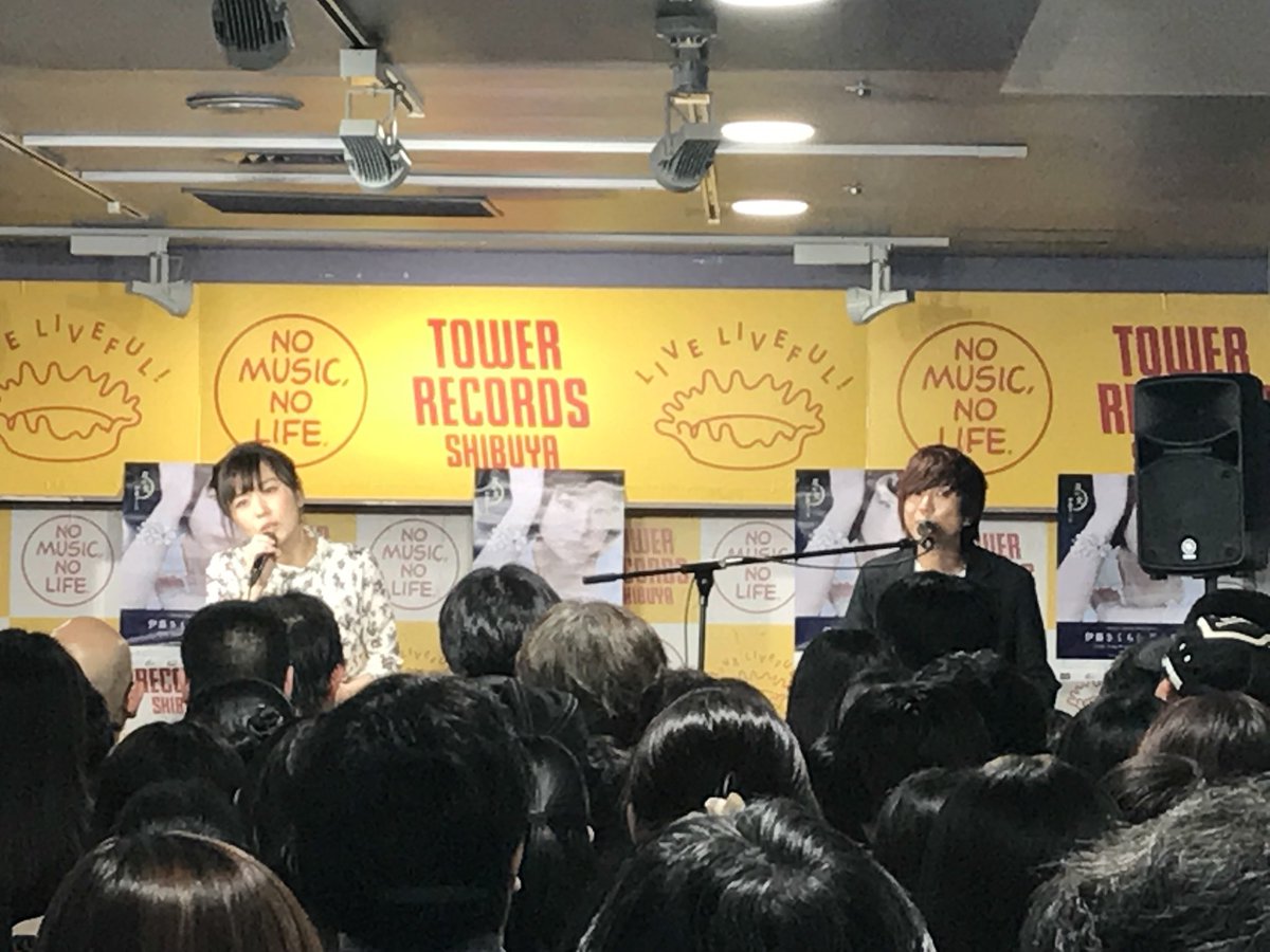 mononofu_St's tweet photo. 【ライブ始まりました♪】
舞台「もののふシリーズ」ベストアルバム リリース記念ミニライブ&amp;サイン会、タワーレコード渋谷店にて、vagueライブがスタート致しました！
21:30までとなります！
#もののふシリーズ https://t.co/y01nnZ91Dj