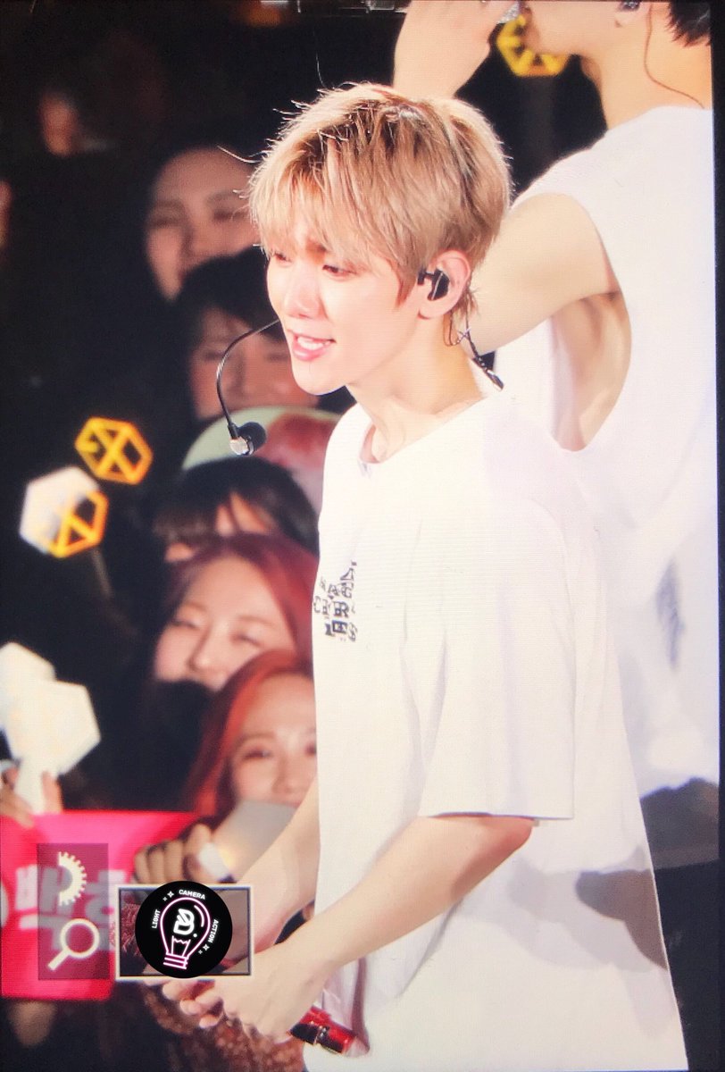 EXOGlobal's tweet photo. [PREVIEW] 180607 Baekhyun @ EXO-CBX Magical Circus in Osaka D1
Cr: LCABBH0506

#EXO #엑소 @weareoneEXO https://t.co/F2j9I1D2zO
