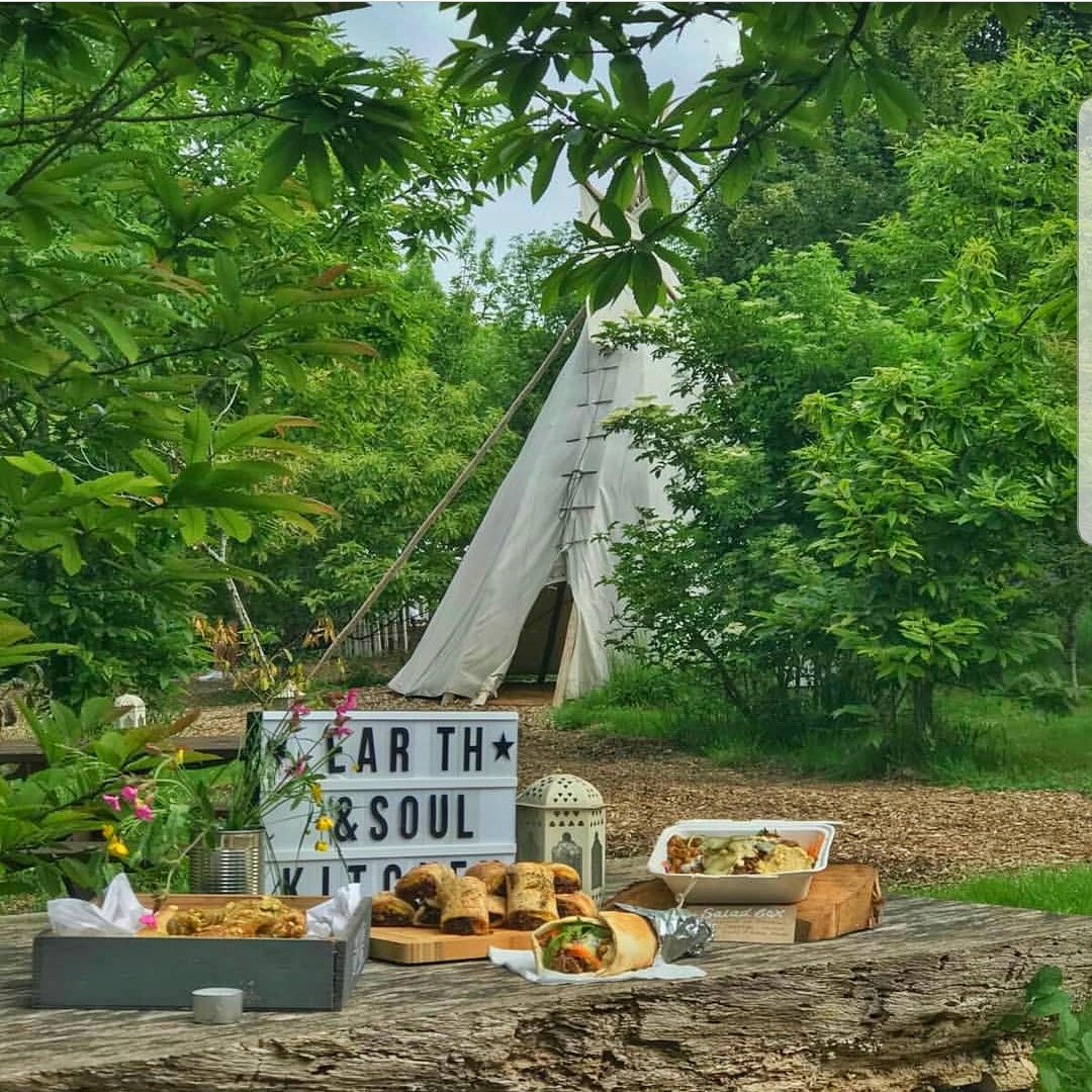 Treats galore from one of our reccomended caterers @earthsoulkitchen at last weekend's event. #eventideas #weddingvenue #eventcaterers #corporateglamping #teambuildingevents #festivaltheme