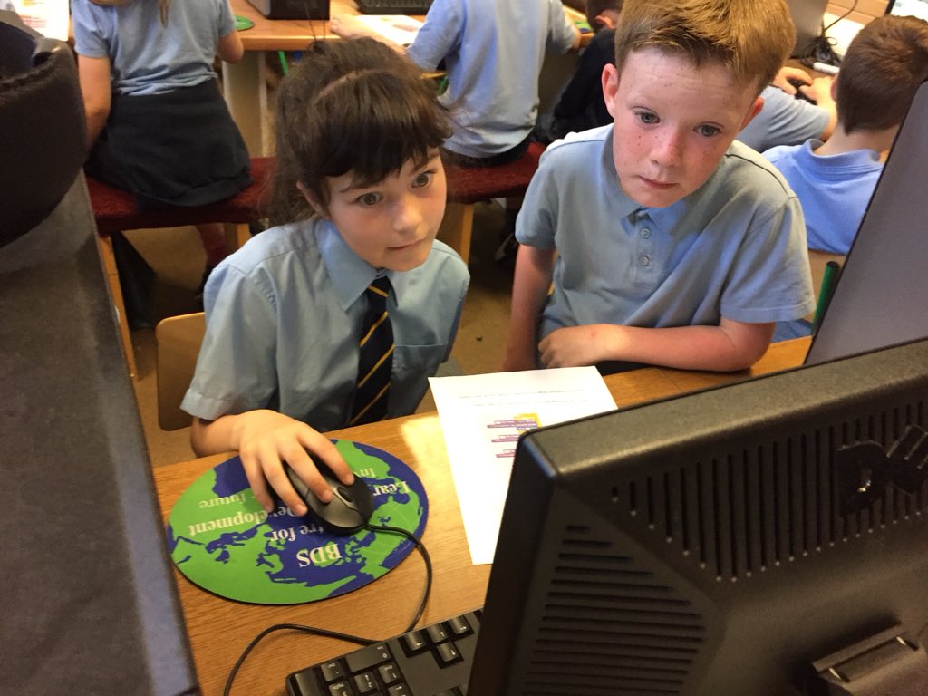 rang2slane's tweet photo. Coding today... hard at it! https://t.co/liRDCHcdc6