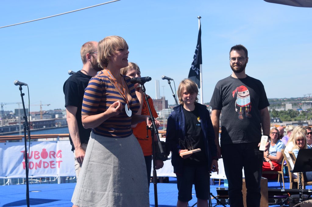 kbhprof's tweet image. Stort tillykke også til #codingpirates, der gennem leg, kreativitet og frivillig arbejdskraft lærer børn om it, programmering og robotter. På @kbhprof har vi et stærkt samarbejde mellem vores læreruddannelse og Coding Pirates. Godt gået pirater! 💪 #Fællesskabsprisen2018