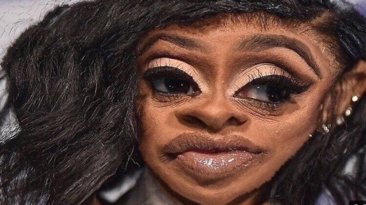 Locals, stan twitter, I present to you a THREAD : REACTION VIDS/PICS